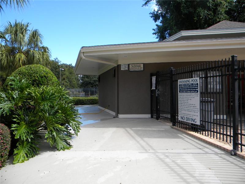 Clubhouse - Pool Pavillion