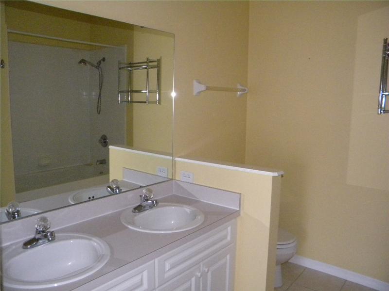 Master Bath - Dual Sinks