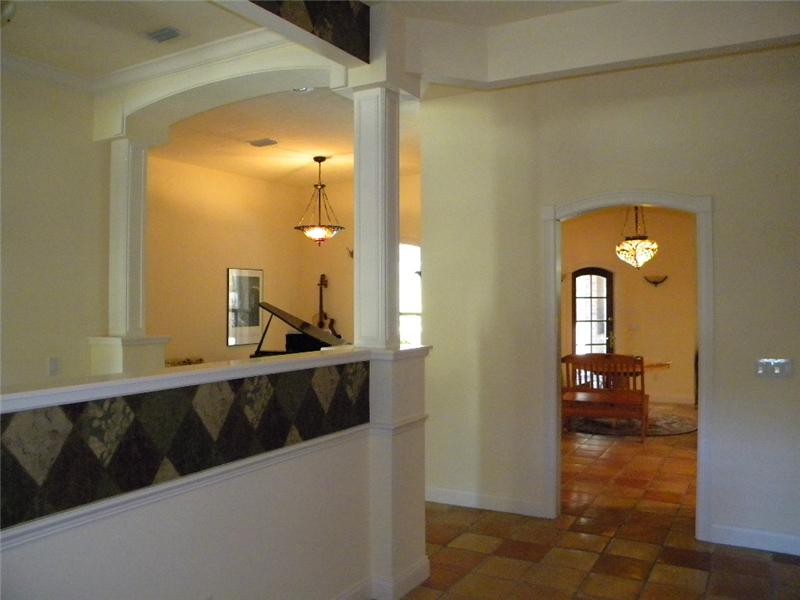 Detailed Carpentry & Crown Molding