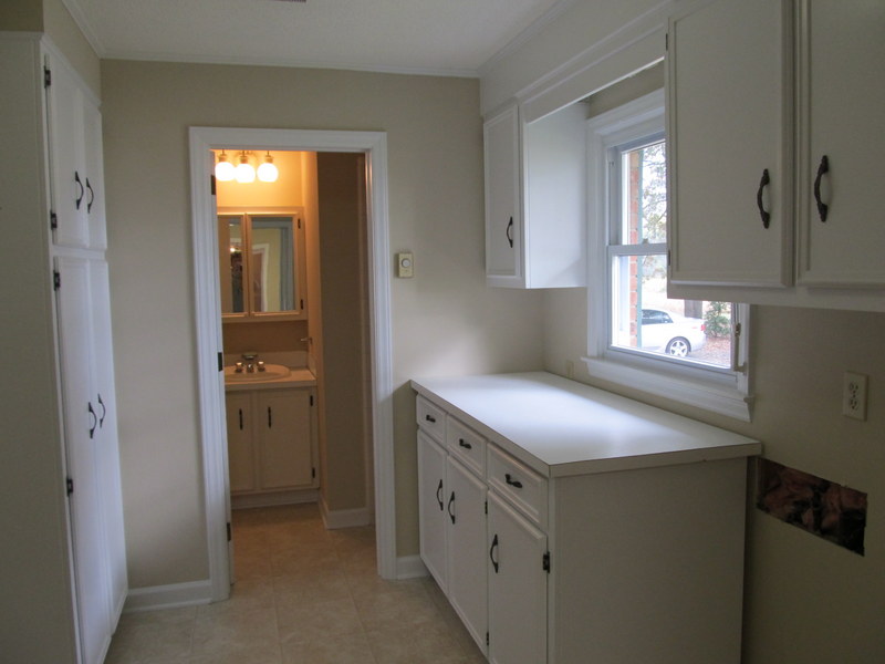 Big utility room with pantry