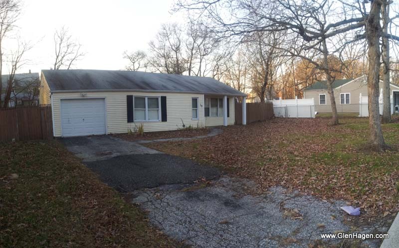 Central Islip Home For sale