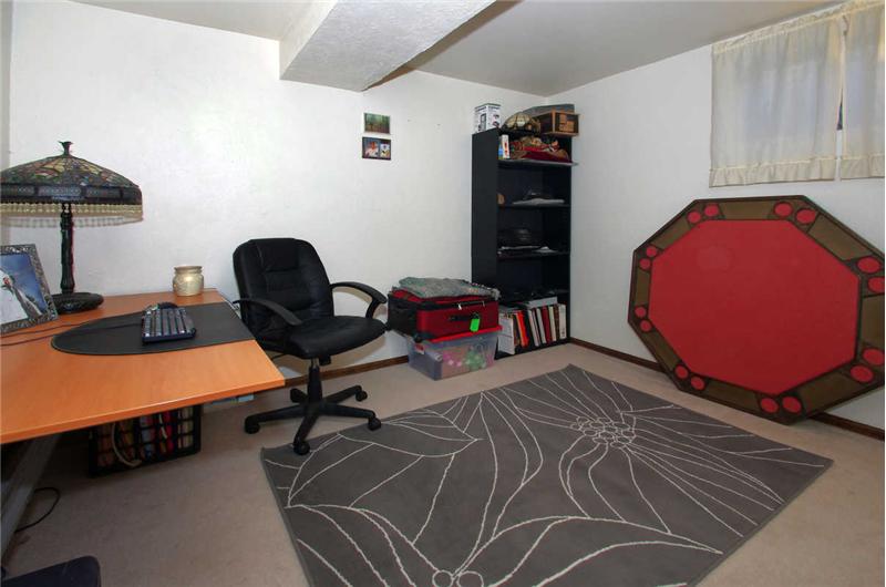 Bedroom currently being used as office