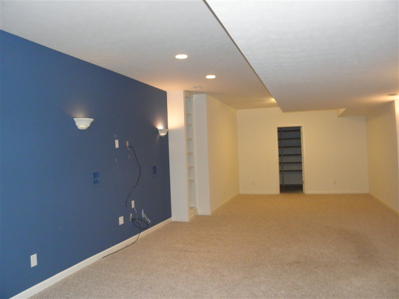 FINISHED BASEMENT
