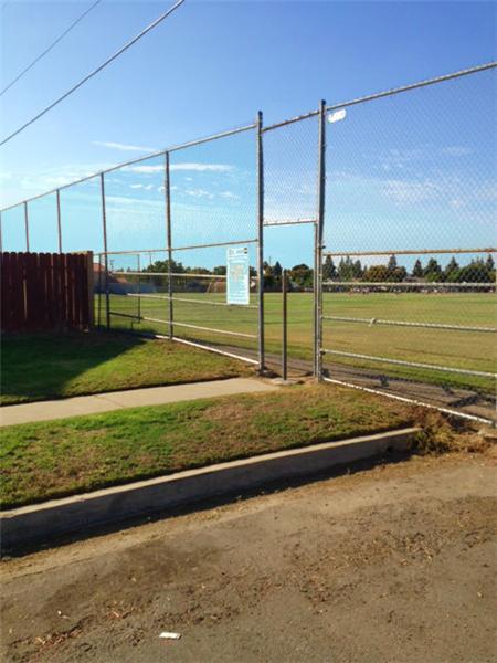 Private gate to field