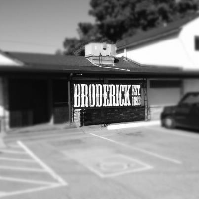 Broderick Restaurant (formerly Jazzyblues Cafe)