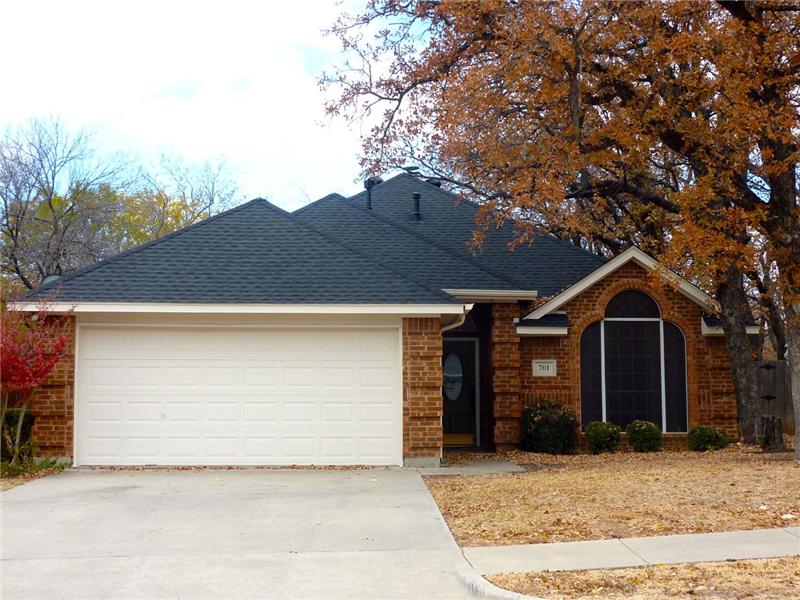 3 bed / 2 bath home for lease in Denton, Texas