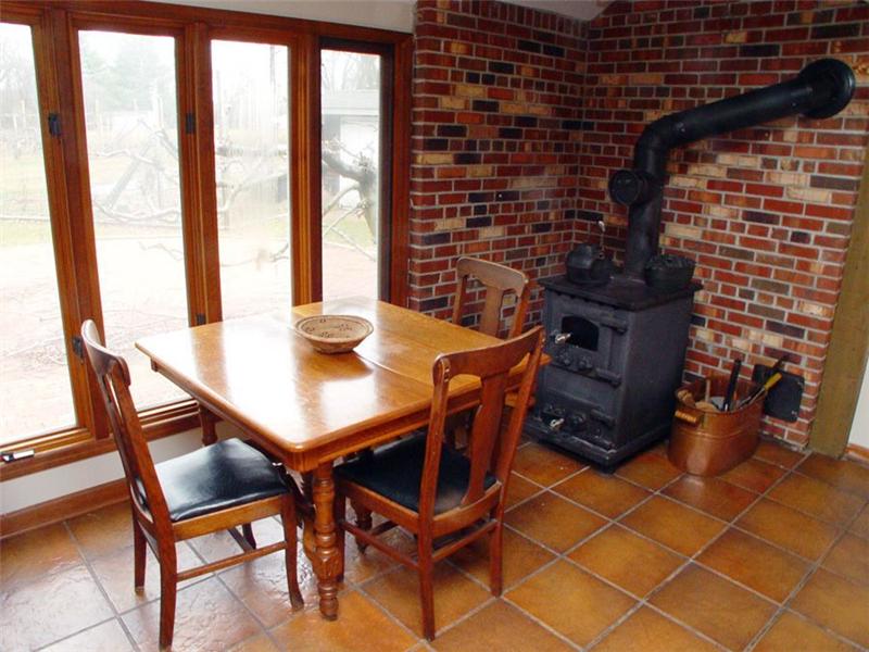 Breakfast Area: Wood/coal-burning stove