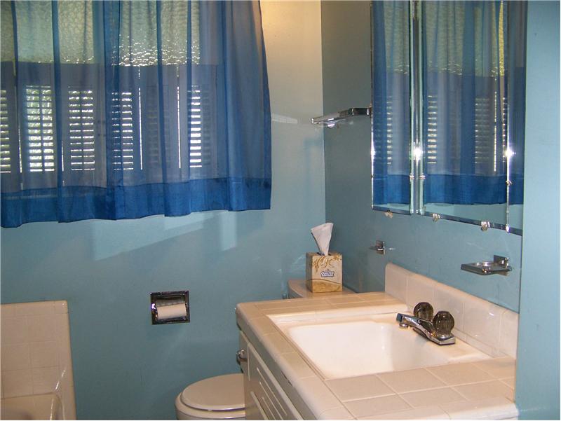 Guest bath