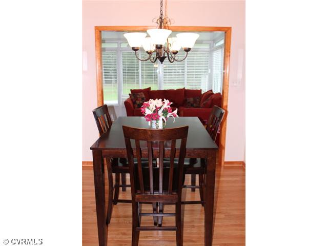Breakfast Nook 1