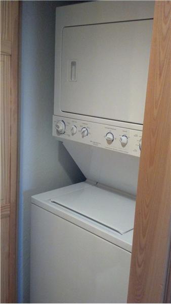 Lower level laundry