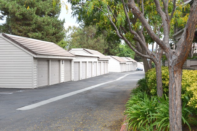 one car detached garage