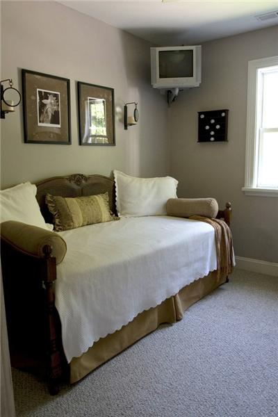 2nd Bedroom or Den