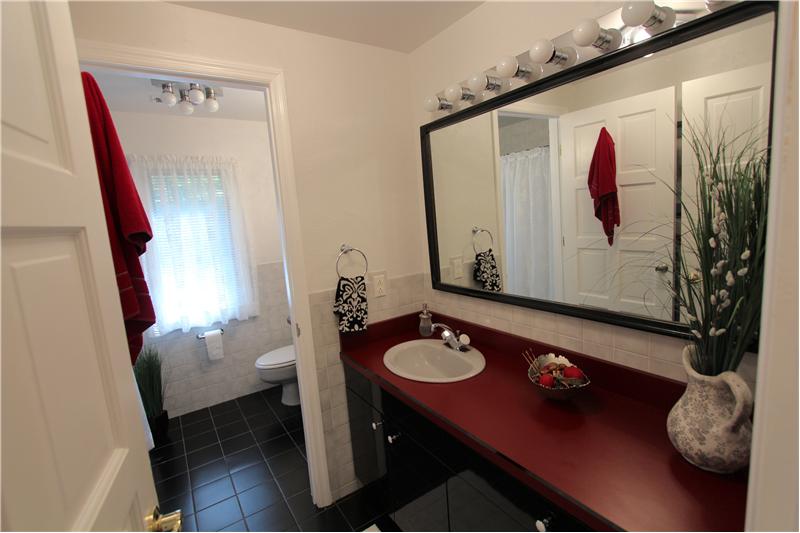 Bathroom, Bridgewater CT