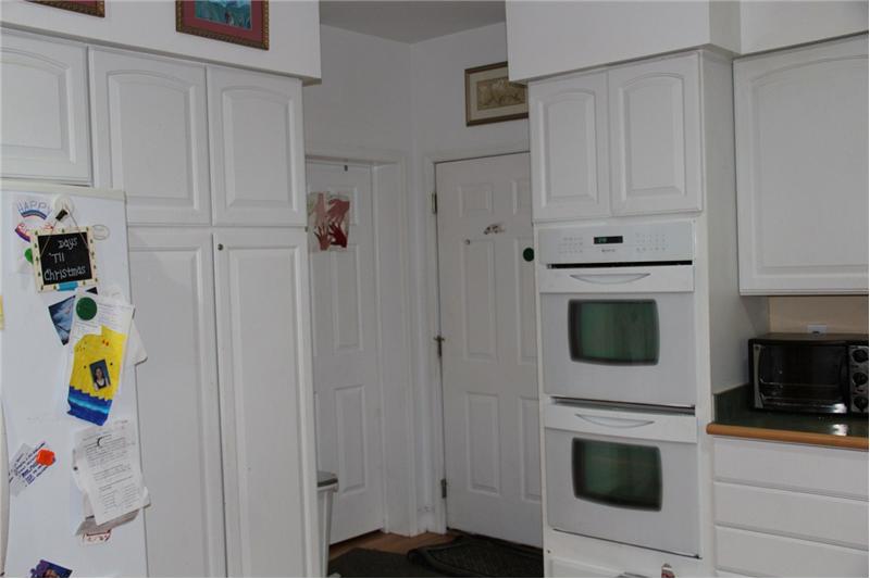 Kitchen - 170 Taylor RD New Milford CT