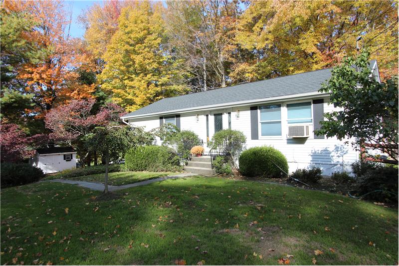 19 Titicus Mountain RD, New Fairfield CT 06812 - Exterior