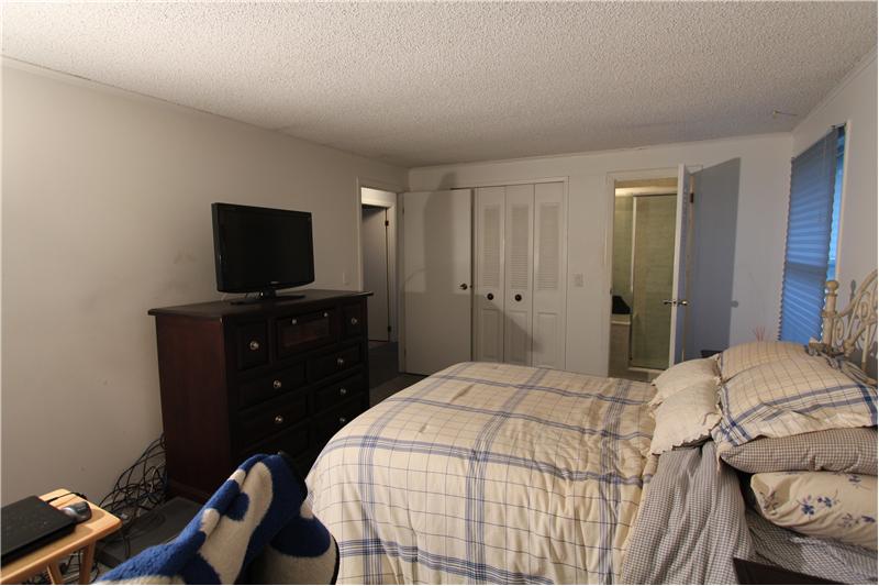 19 Titicus Mountain RD, New Fairfield CT 06812 - Master