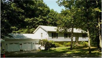 Primary listing photos for listing ID 214299